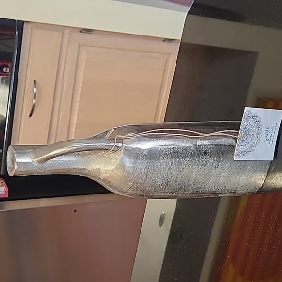 Decorative Metal Vase - Picture 2 of 11